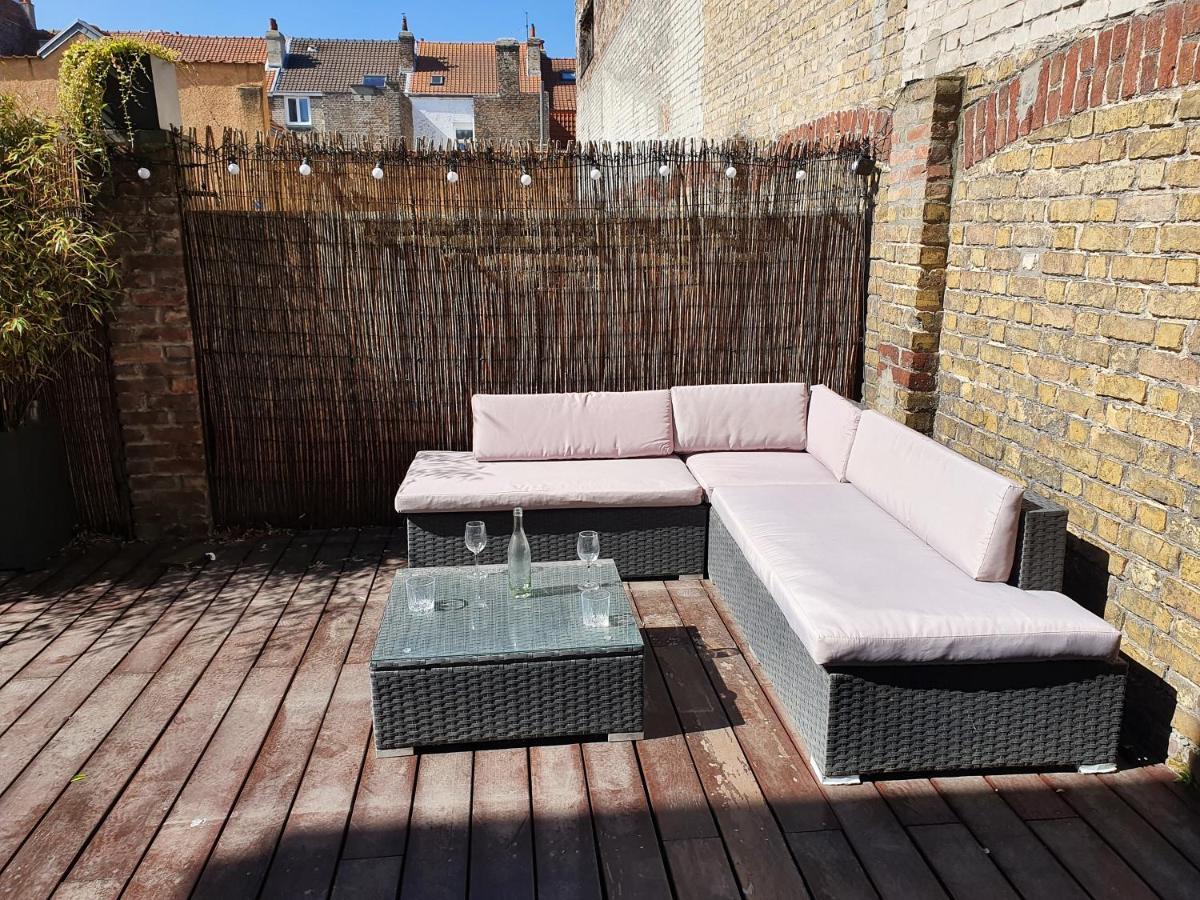 Grande Maison Avec Terrasses Ensoleillees - Large House With Sunny Terraces Dunkirk Exterior photo